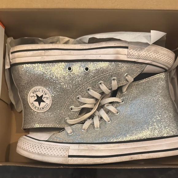 Converse Metallic Silver High-Top sneakers - Picture 1 of 3